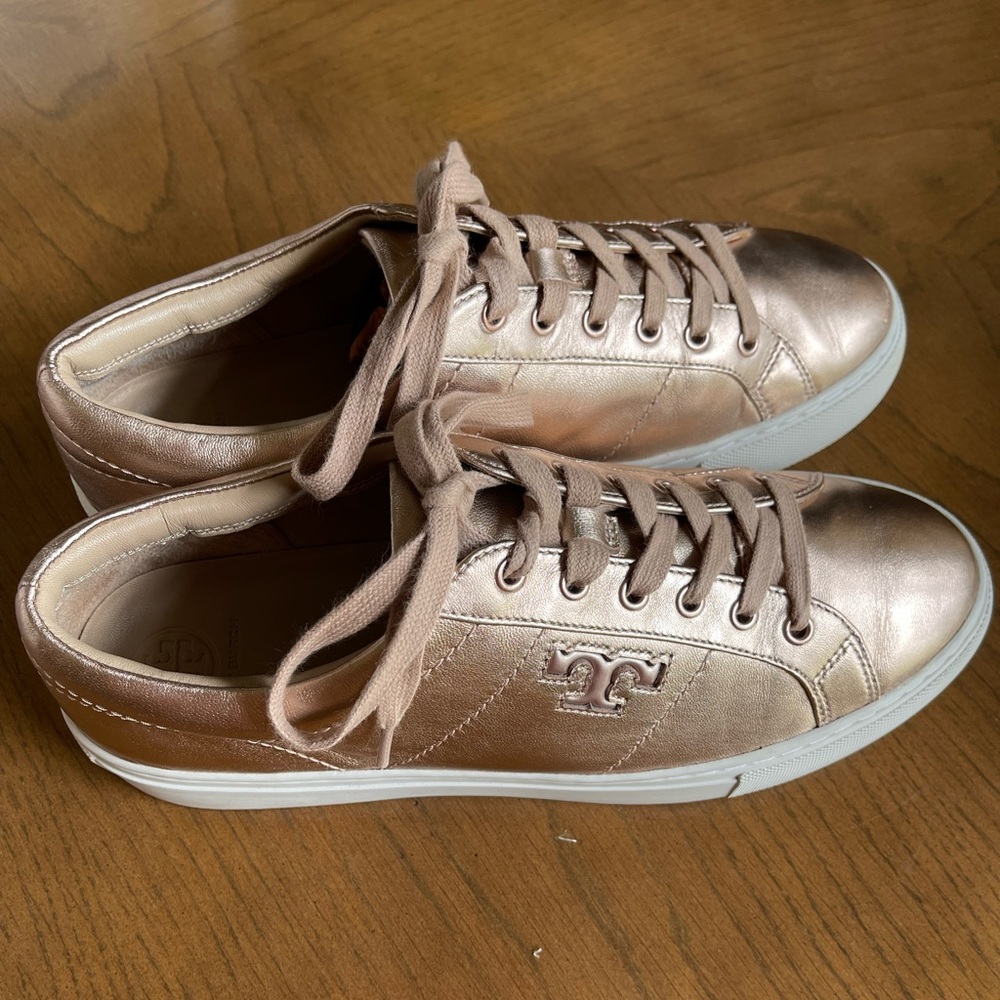 **SOLD** Tory Burch Rose Gold Sneakers